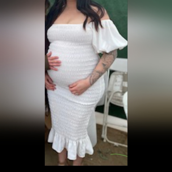 VELVI White Shirred off shoulder dress - Picture 5 of 5